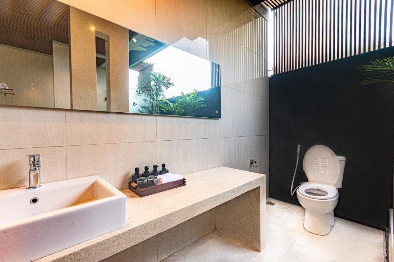 Nitya Loka Villas Kuta  Exterior photo